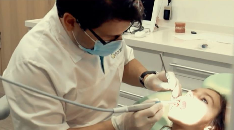 LOS BENEFICIOS DE VISITAR A TU DENTISTA